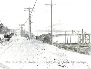 Avalon Way, looking north toward what is now Harbor Avenue.